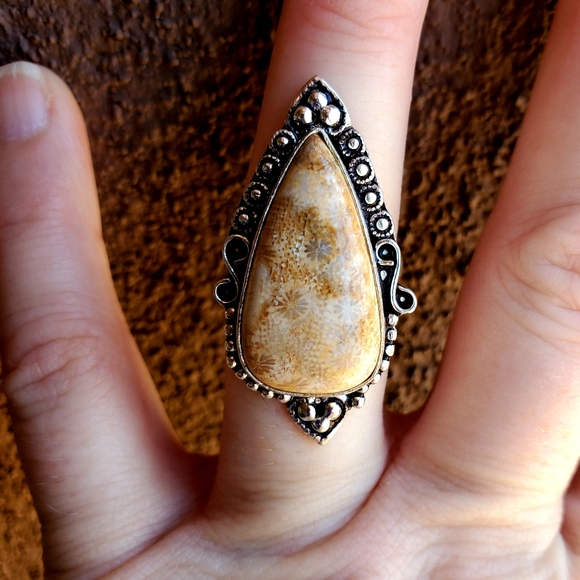 *Sale* New Fossil Coral 925 Silver Ring. - Picture 7 of 7